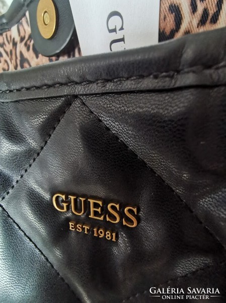 Guess soft leather travel shoulder bag