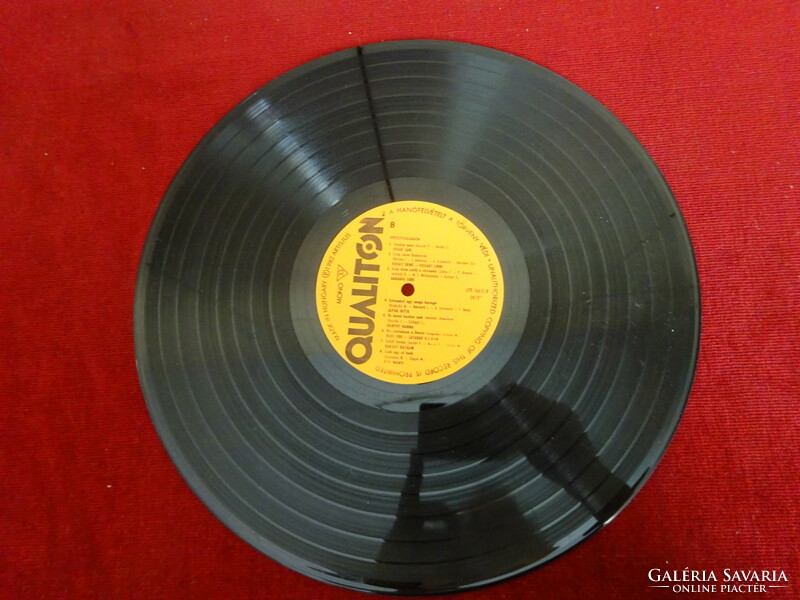 Vinyl LP, qualiton lpx 16631 - mono. Operetta stars. Jokai.