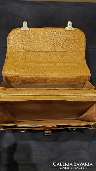 Genuine leather briefcase, unused