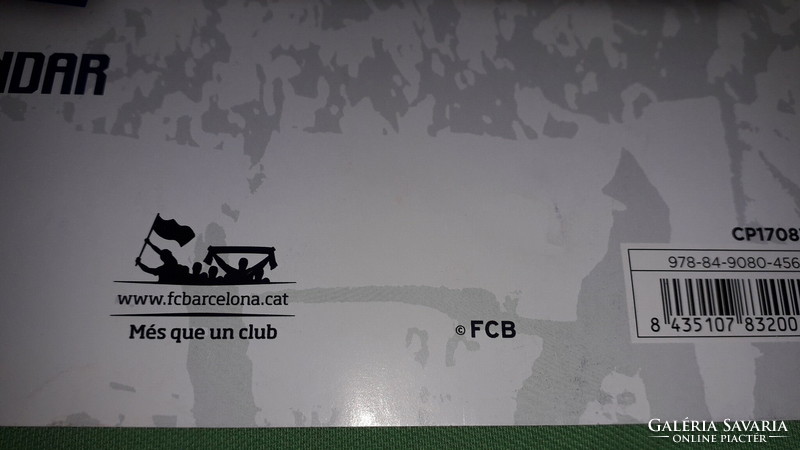 2017. FC BARCELONA  futball hivatalos szurkolói falinaptár PLAKLÁT 43 x 30 cm szép állapot