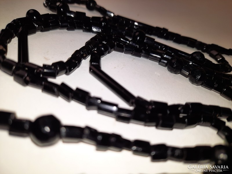 Vintage long black glass necklace, bijoux