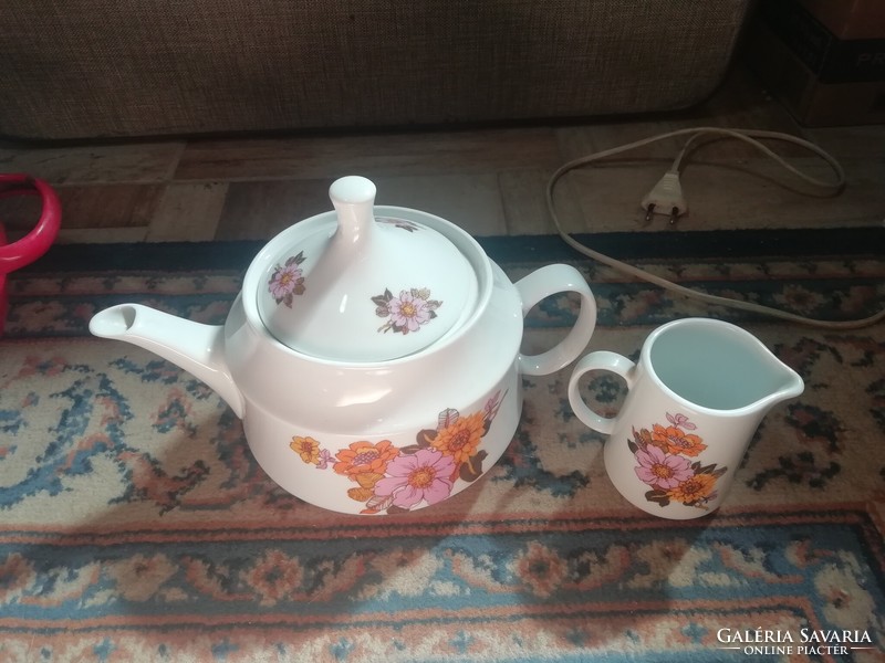 Alföldi porcelain teapot and creamer