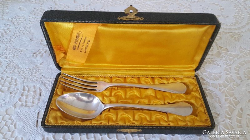 Christofle silver-plated children's spoon and fork, in a decorative box