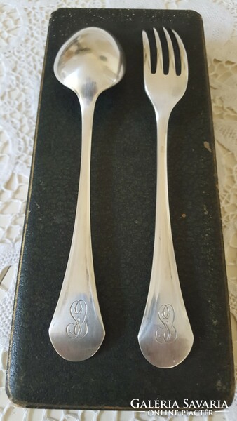 Christofle silver-plated children's spoon and fork, in a decorative box