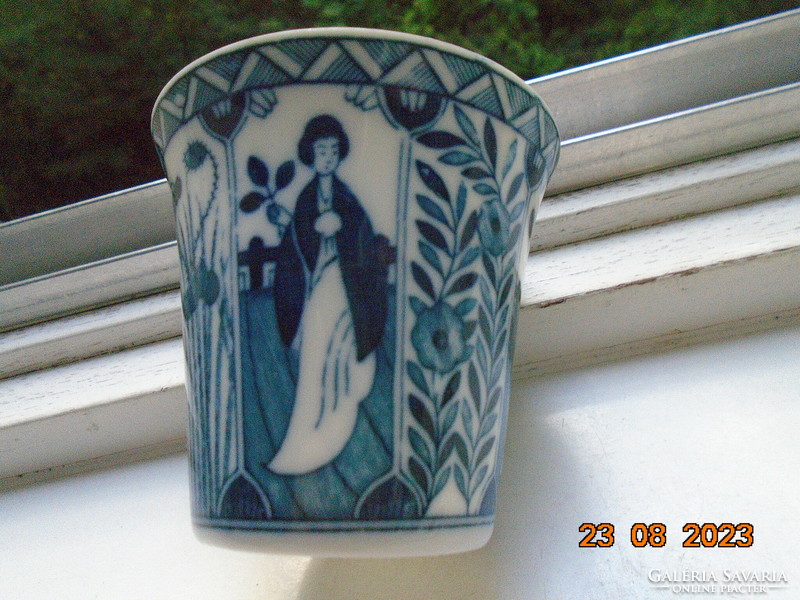 Kangxi long elisa pattern blue and white Chinese cup with imperial blue mark