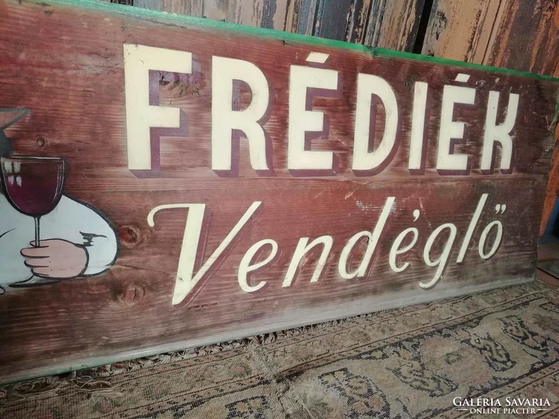 Vendéglős tábla, kézzel festett cégér, "Frédiék Vendéglő" fa tábla, kézzel festett üzlet tábla