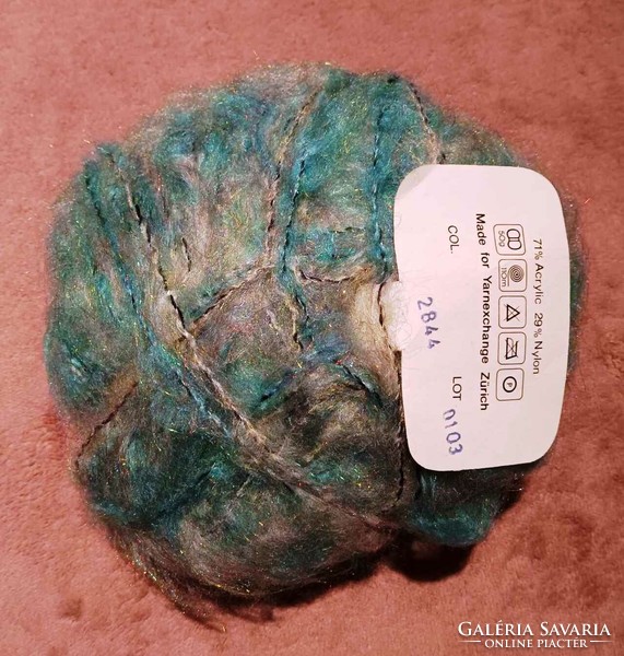 Knitting yarn, with tufted turquoise, for sale