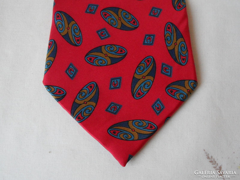 Piros mintás selyem nyakkendő