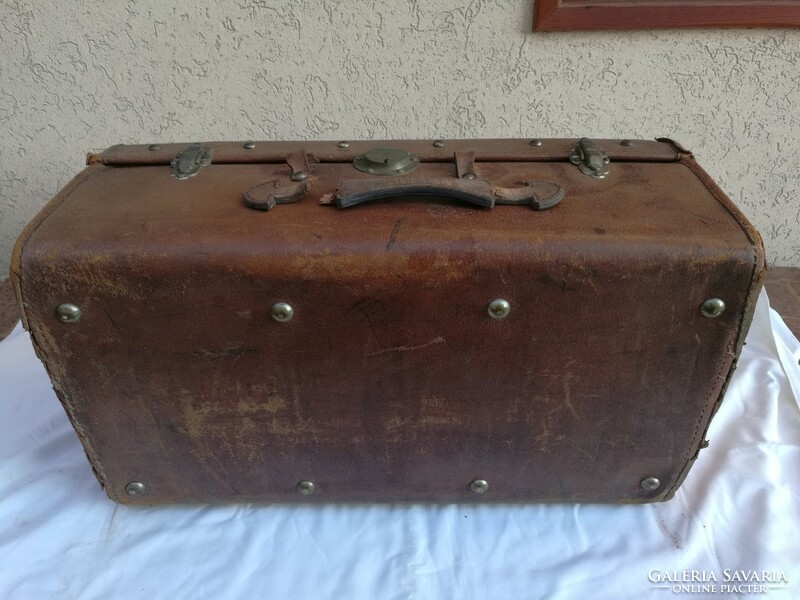 Antik nagyméretű bőr koffer