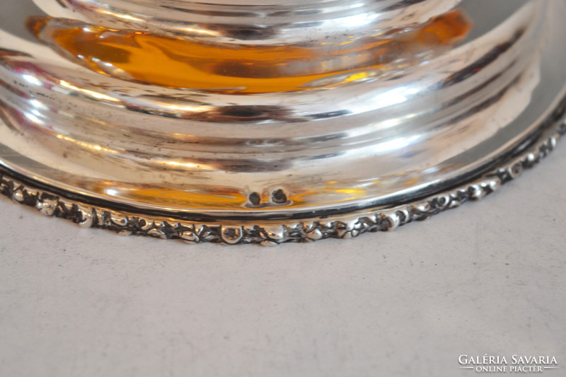 Crystal bowl with silver base / offering