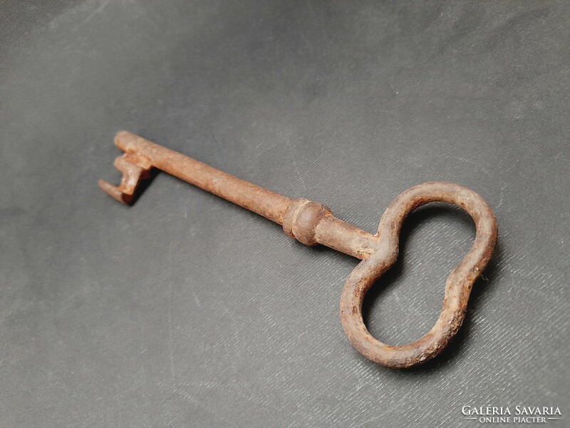 Antique large key, cellar key. 15.5 cm