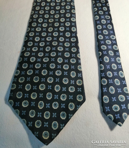 5 db nyakkendő, csomagban.(2)