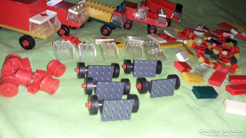 Retro trafikos LEGO bootleg kisalapú PÉBÉ építő HATALMAS ADAG jó állapotban egybe a képek szerint