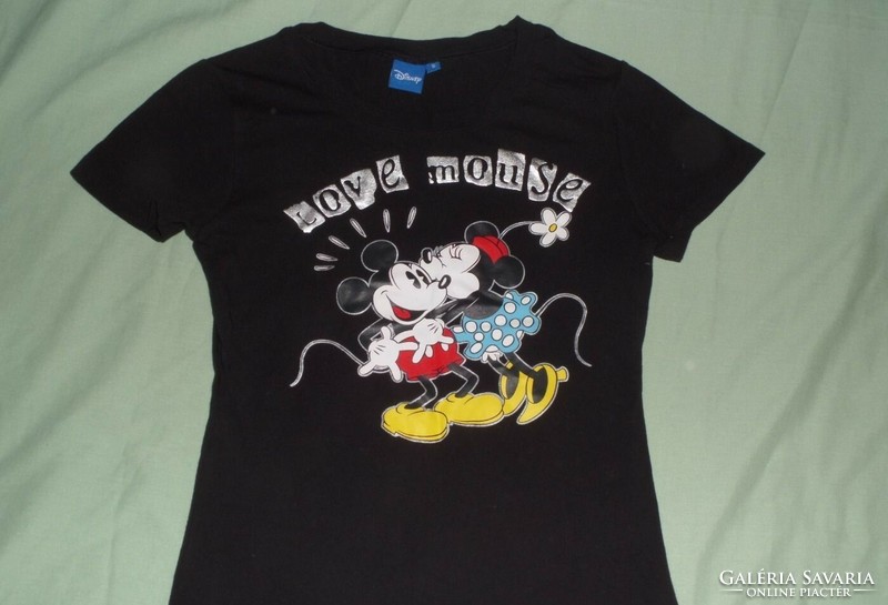 Disney children's top (s)