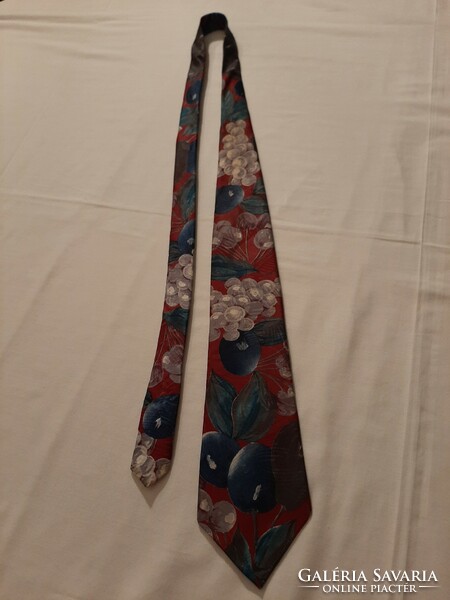 Brittany bay tm tie - fruit pattern - brand new - jacquard polyester - usa/ lot: 45590 - (18)