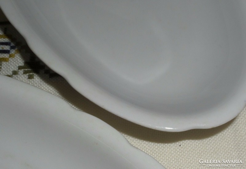 Régi porcelán kisméretű tál ( 2 db. )