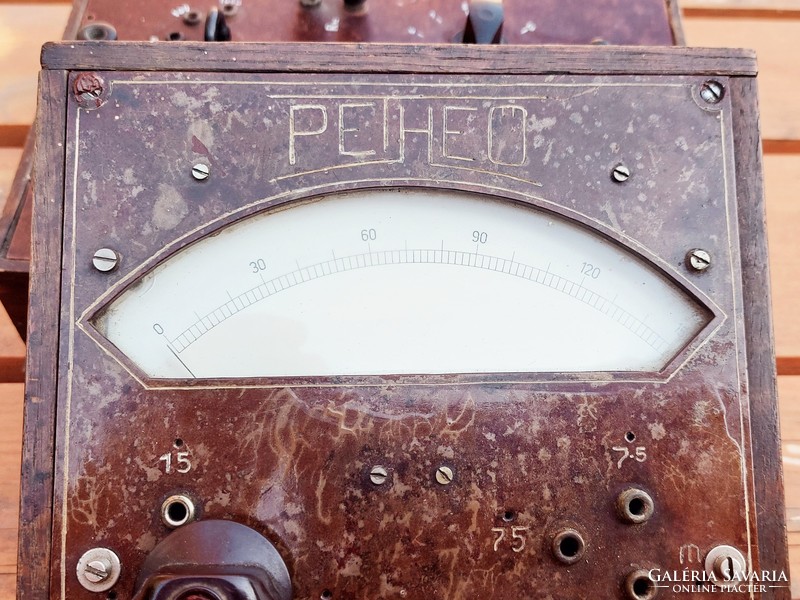 Custom-made antique wooden box instruments..Voltage and current meter, and a decade resistor.