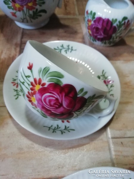 Porcelán teás készlet a képeken látható darabok hibátlan állapotban