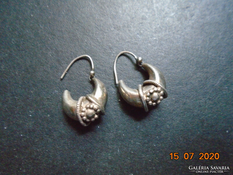 Rajasthan (Rajasthan) antique tribal silver earrings with typical twisted appliqué decoration