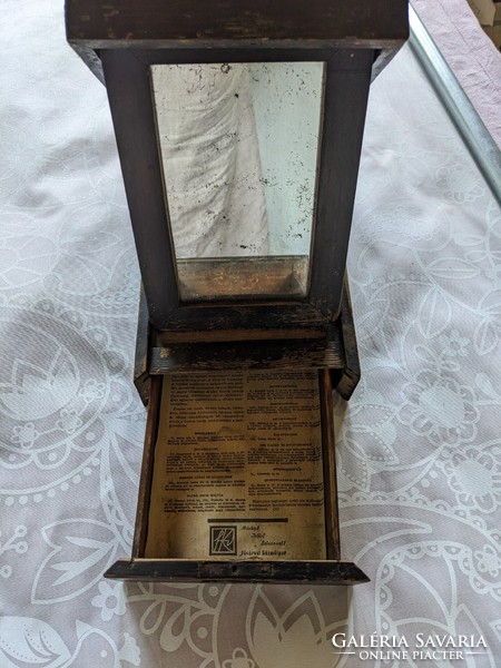 Antique shaving box