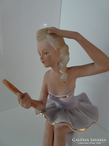 Fasold & stauch wallendorf porcelain ballerina combing flawless hair.