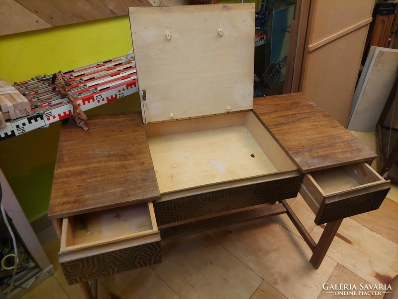 Retro vanity table or desk