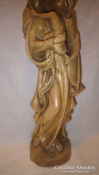 Zoltán Farkas is a fantastic religious wood carving statue