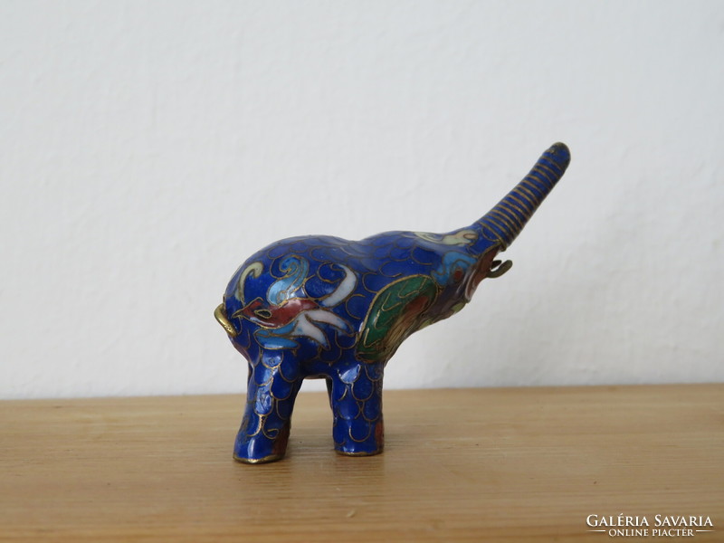 Elephant figurine made with the diaphragm enamel technique