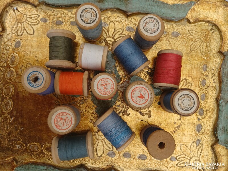 Old thread wooden spulnin sewing accessories - 15 pcs. Vintage