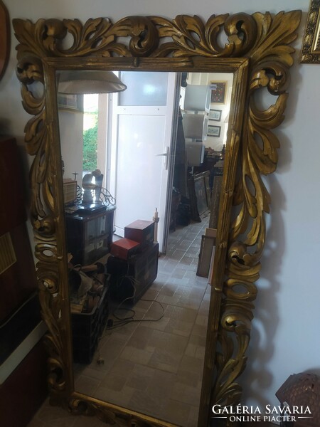 Beautiful antique Florentine framed mirror