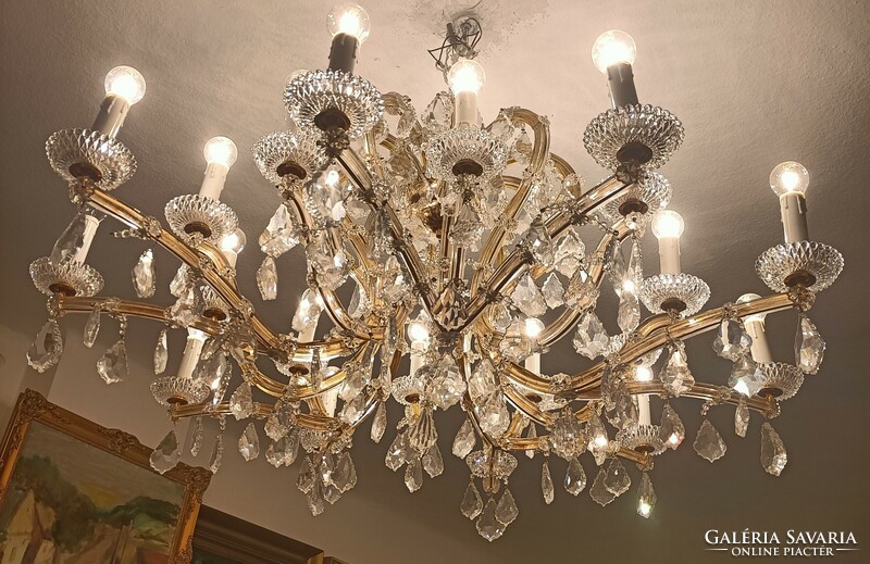 Extra large 20-light crystal chandelier!