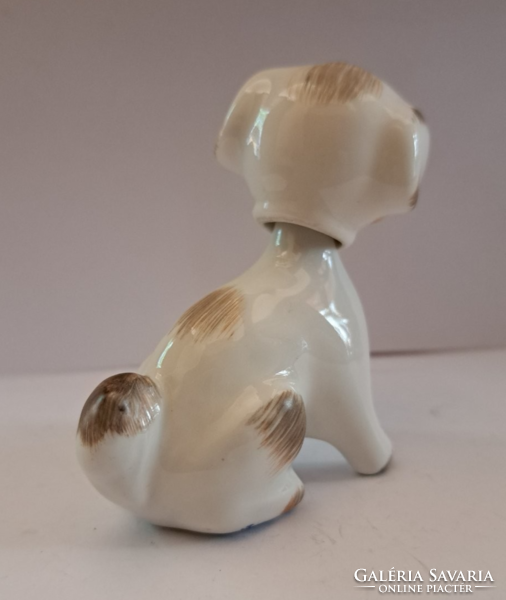 Aquincum bólogató kutya porcelán figura