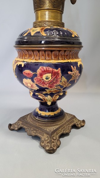 Antique majolica oil lamp