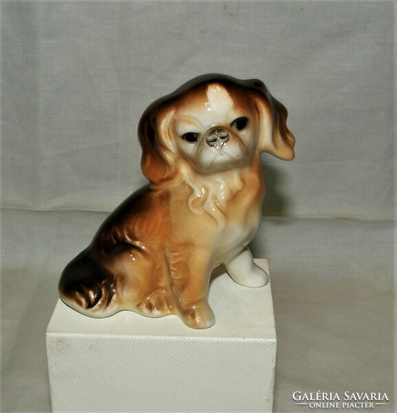 Palotapincsi kutya porcelán figura, orosz?