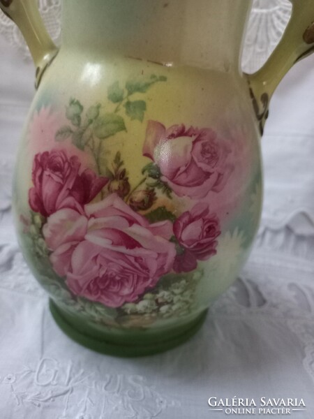 Rózsás fajansz váza