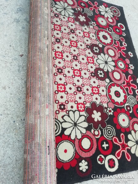 Retro large size carpet 190 cm x 290 cm