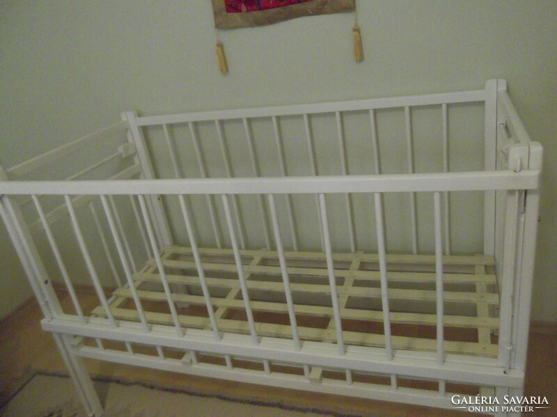 Children's cot