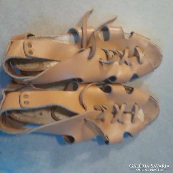 Vintage leather light brown women's shoes size 37