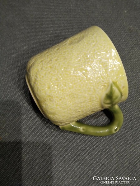 Ceramic cup - in lemon