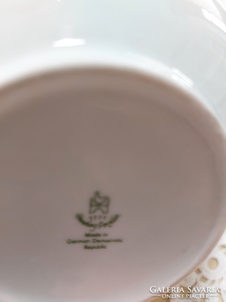 Hennenberg német porcelán, szép virágos, kávés kiöntő, kanna, tető nélkül