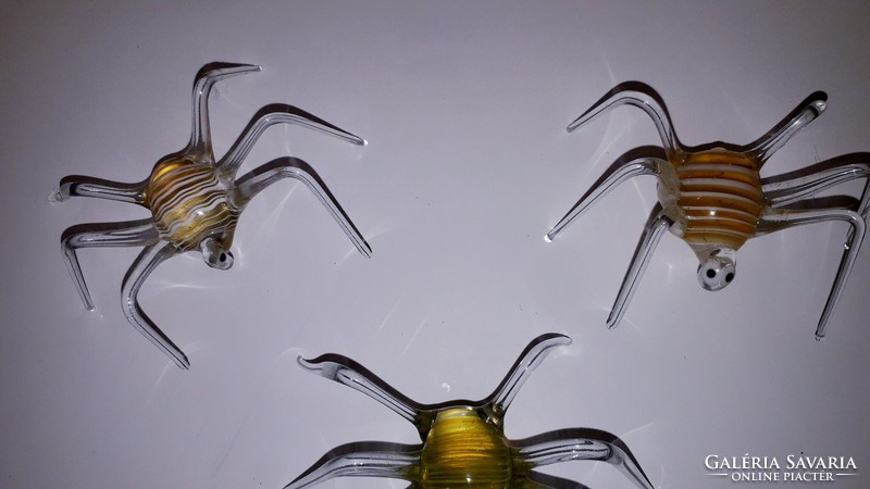 Glass spider family set of 3. Sold together. The price is HUF 9,900