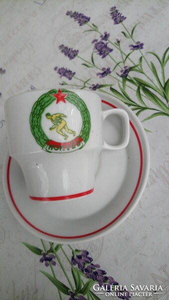 HOLLÓHÁZI RETRO PORCELÁN KÁVÉS CSÉSZE AMI A HONVÉD EGYESÜLET SZÁMÁRA KÉSZÜLT