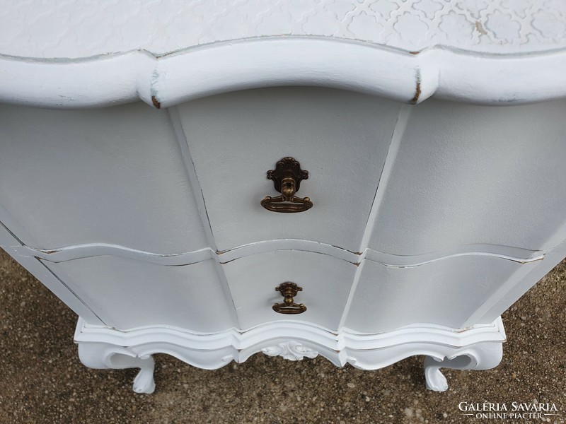 White neo-baroque chest of drawers, bedside table