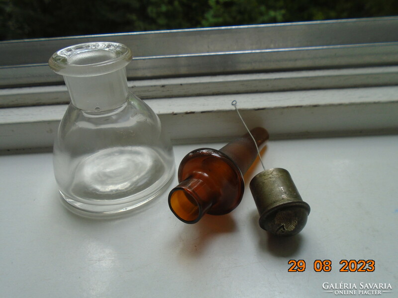 1876 Reichert austria microscope preparation vial with sample spoon cap and glass holder