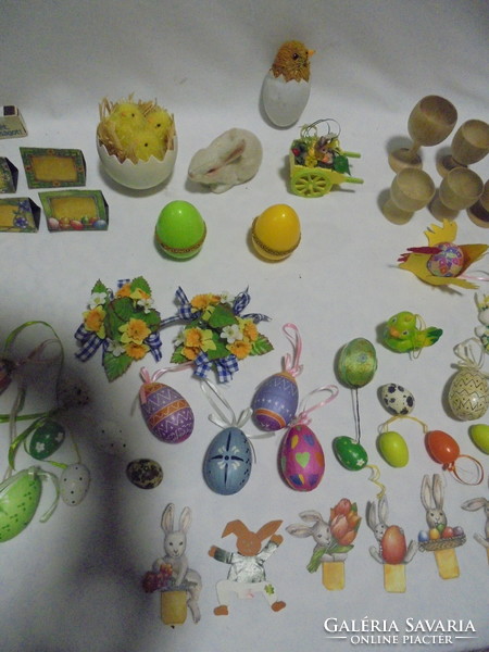 A box of retro Easter decorations - from a legacy