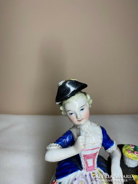 English antique porcelain lady in a hat with flowers, Meissen shape 12cm