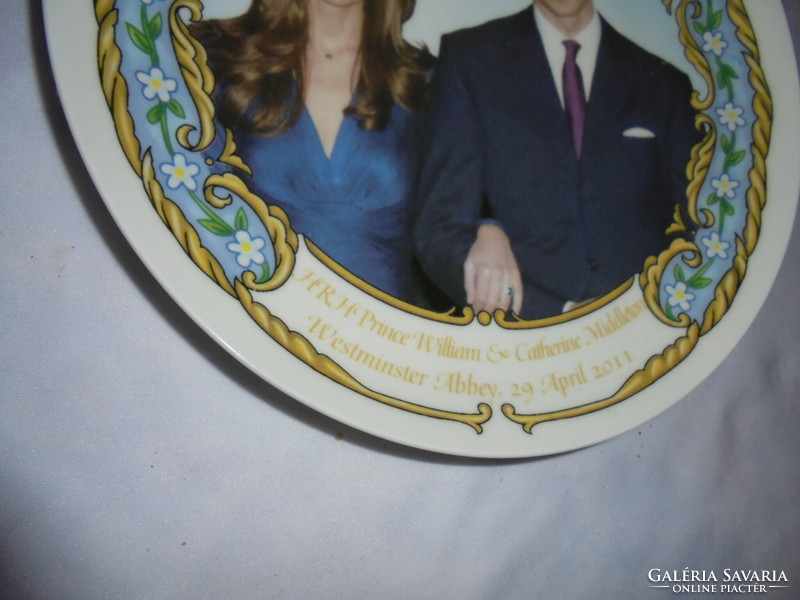 William és Catherina  2011 - angol porcelán emlék tányér - makulátlan gyűjtői darab