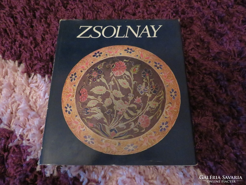 Sikota winner: zsolnay, the story of the factory and the family 1863-1948