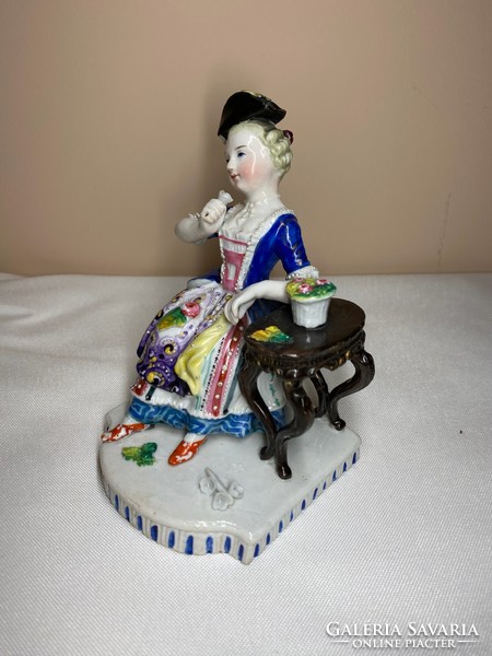 English antique porcelain lady in a hat with flowers, Meissen shape 12cm
