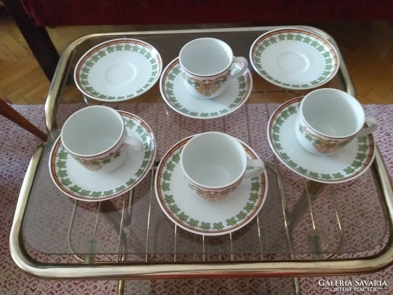 Hollóház coffee cups, with a rare art nouveau pattern